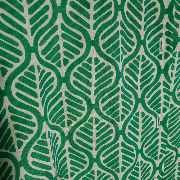 DVF Diane Von Furstenberg Short Sleeve Green Leaf Pattern Blouse Silk Cotton 10 - Picture 6 of 6